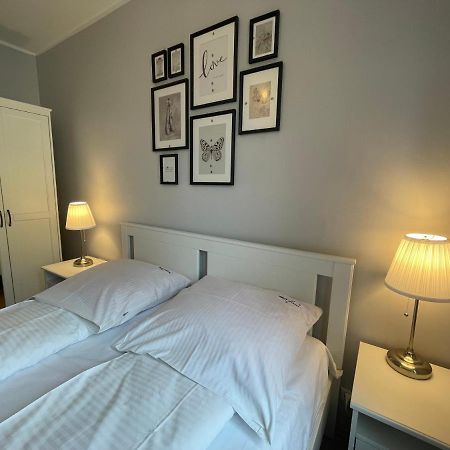 Wolin-Travel Apartament Dom Przy Parku Miedzyzdroje Exteriör bild