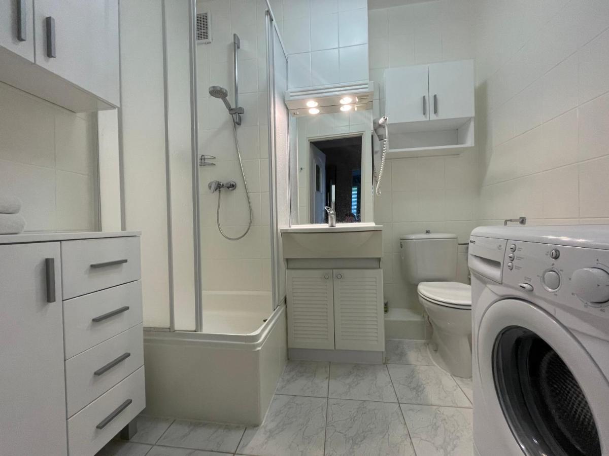 Wolin-Travel Apartament Dom Przy Parku Miedzyzdroje Exteriör bild