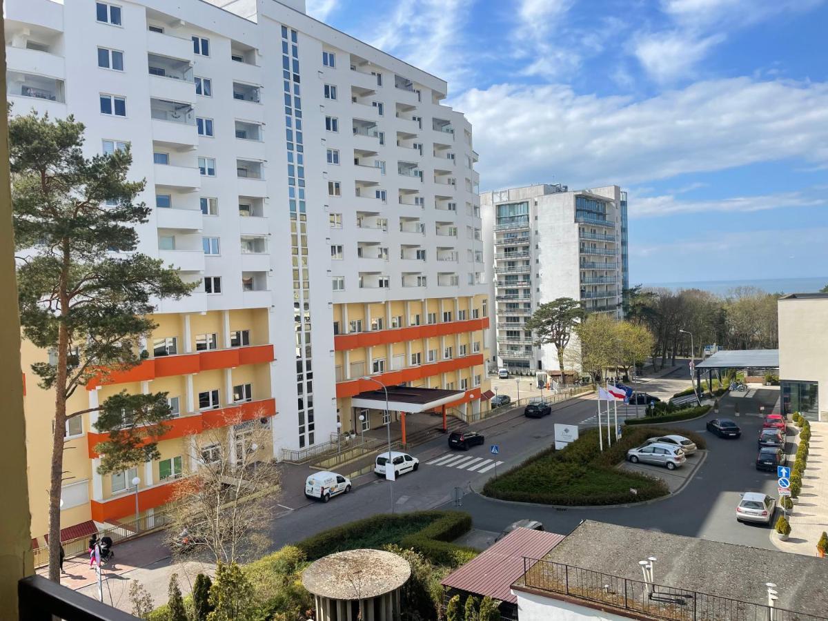 Wolin-Travel Apartament Dom Przy Parku Miedzyzdroje Exteriör bild