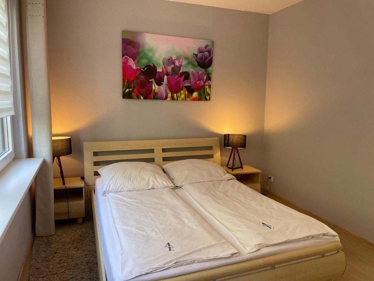 Wolin-Travel Apartament Dom Przy Parku Miedzyzdroje Exteriör bild