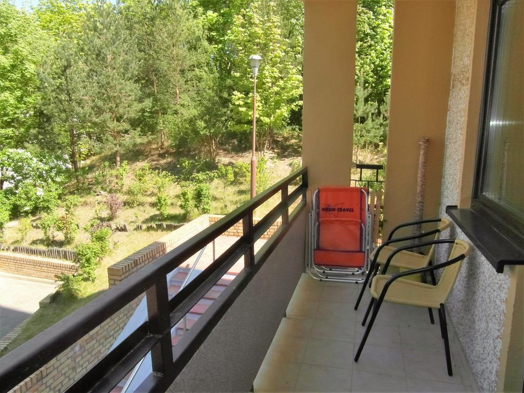 Wolin-Travel Apartament Dom Przy Parku Miedzyzdroje Exteriör bild