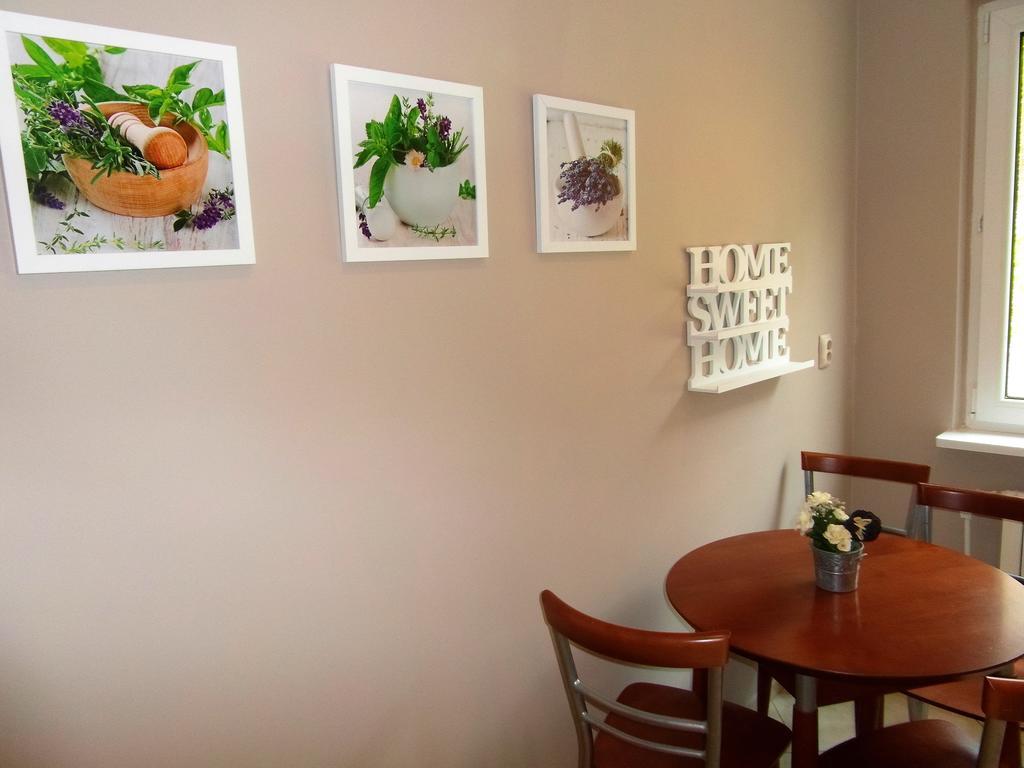 Wolin-Travel Apartament Dom Przy Parku Miedzyzdroje Exteriör bild