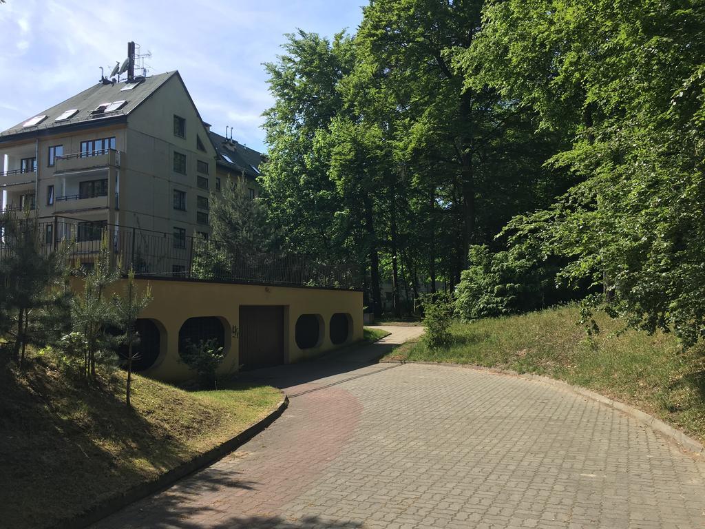 Wolin-Travel Apartament Dom Przy Parku Miedzyzdroje Exteriör bild