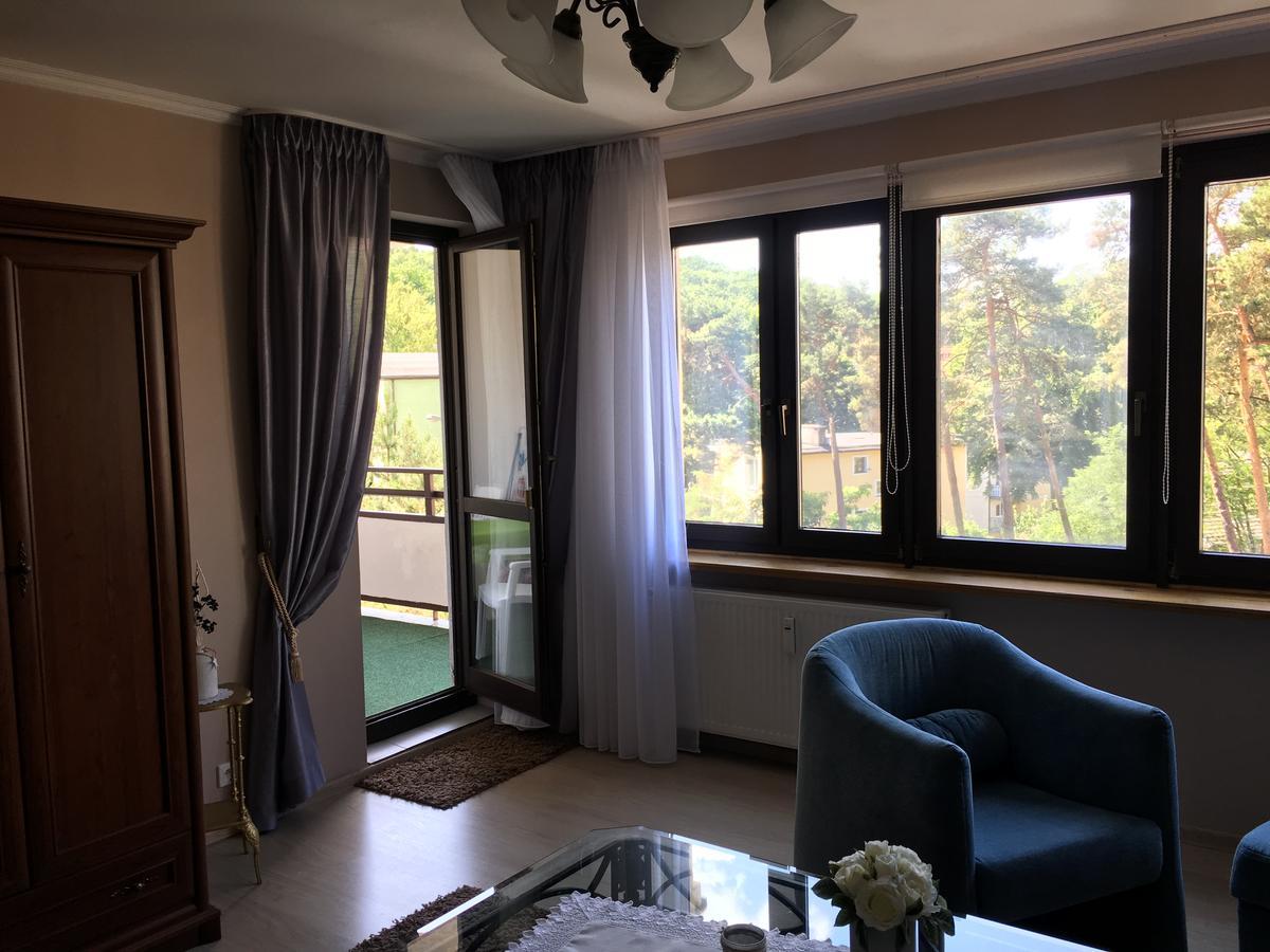 Wolin-Travel Apartament Dom Przy Parku Miedzyzdroje Exteriör bild